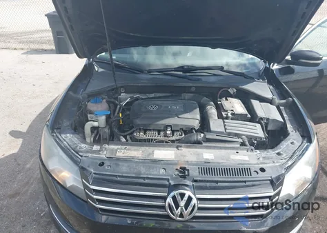 2014 Volkswagen Passat 1.8T Wolfsburg Edition z USA, uszkodzony, nr VIN 1VWAT7A38EC029763